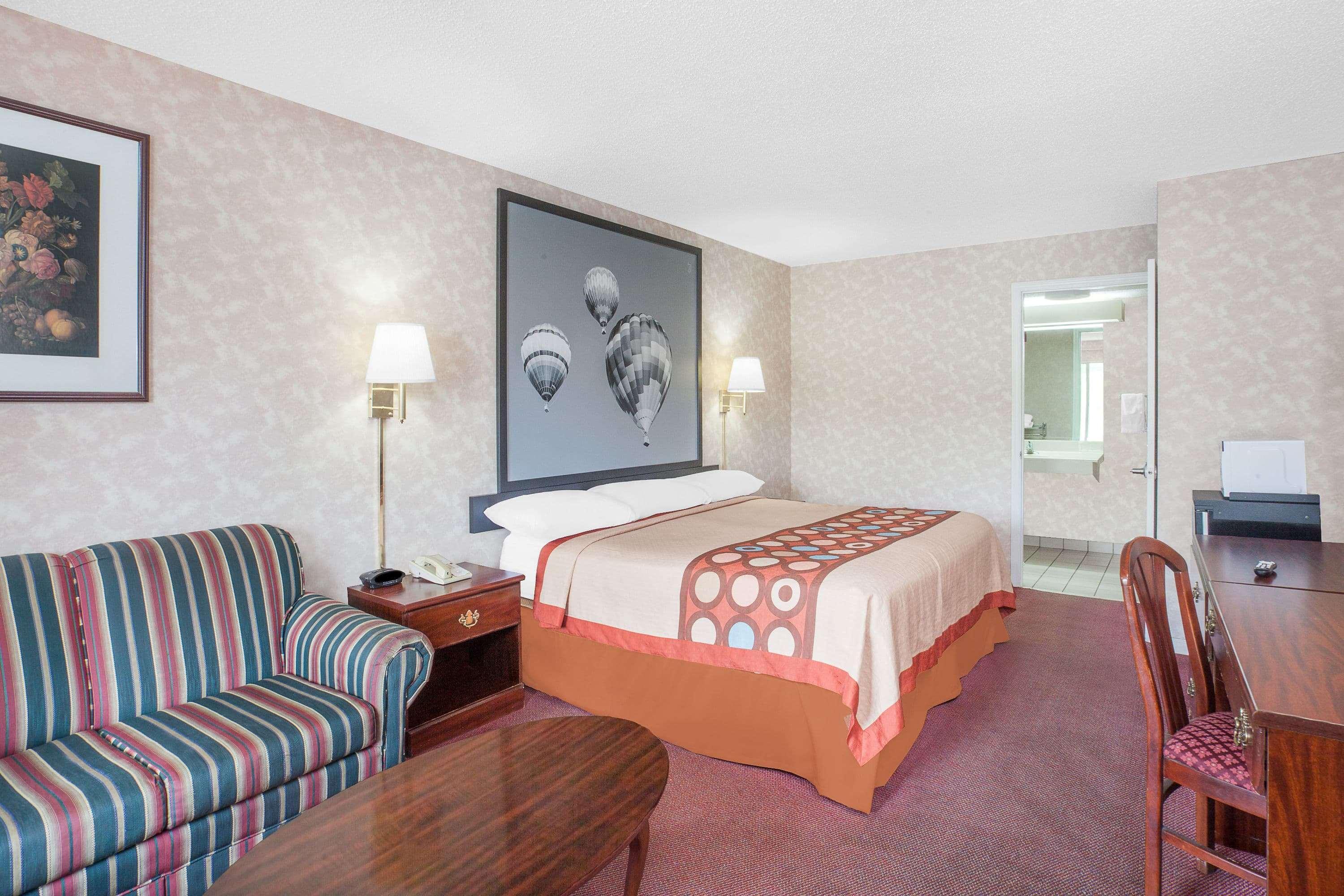 Super 8 By Wyndham Decatur Priceville Экстерьер фото