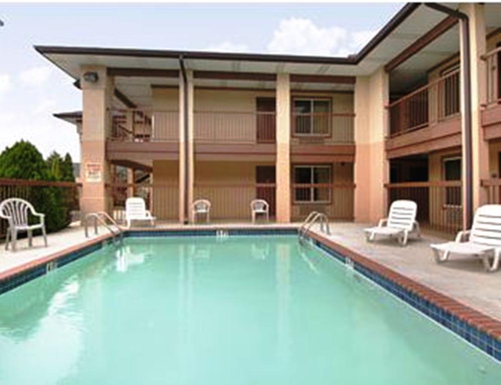 Super 8 By Wyndham Decatur Priceville Экстерьер фото